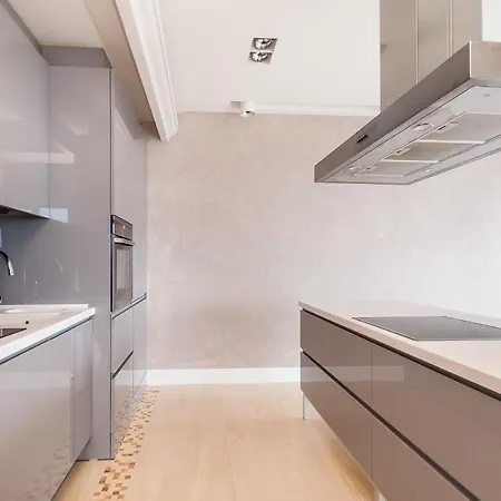 Exclusive With City View Terrace By Urban Rent