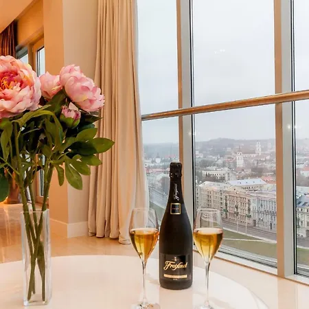 公寓 Exclusive With City View Terrace By Urban Rent *