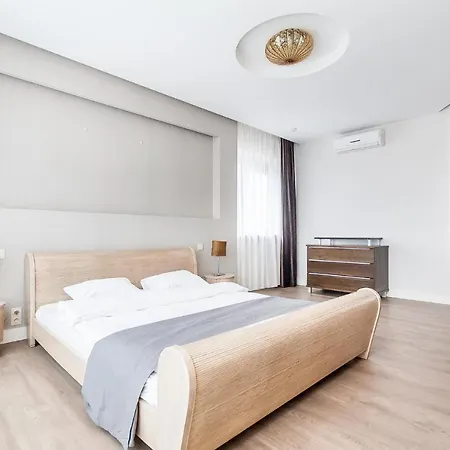Exclusive With City View Terrace By Urban Rent * 维尔纽斯