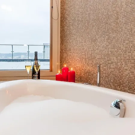 Exclusive With City View Terrace By Urban Rent *